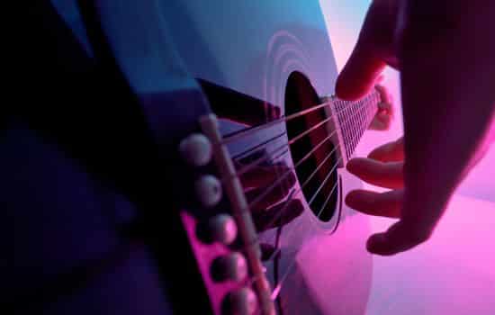 Aplicaciones para aprender a tocar la guitarra