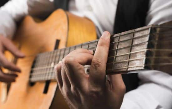 Afinador Cifra Club: revoluciona tu guitarra.