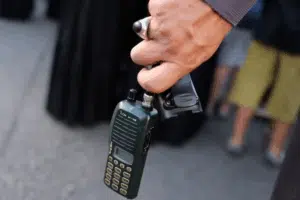 Transforma tu móvil en walkie talkie