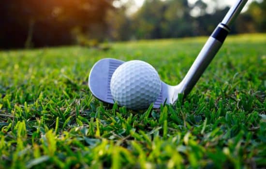 Disfruta del golf en vivo!