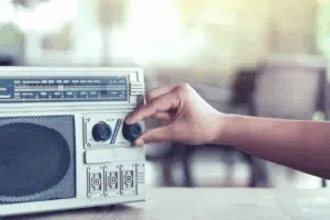 Tu Radio AM/FM en Movimiento