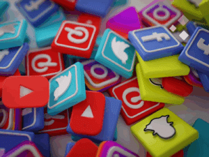 Amplifica tu Impacto en Redes Sociales