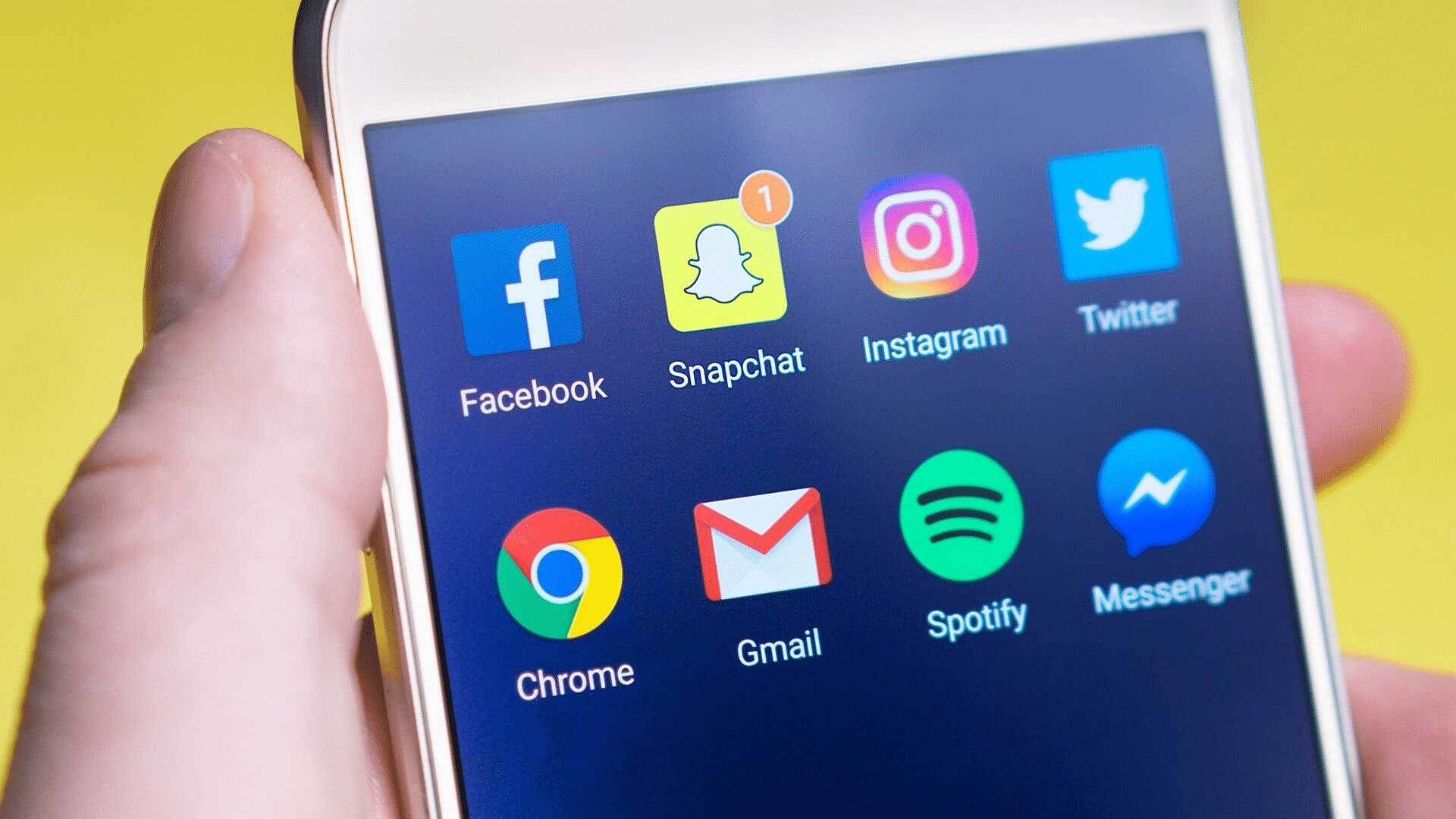 Domina Redes Sociales con Herramientas Clave
