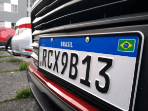 Placas Exclusivas: Lujo en Subastas