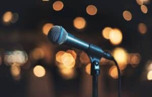 Transforma tu Celular en Karaoke